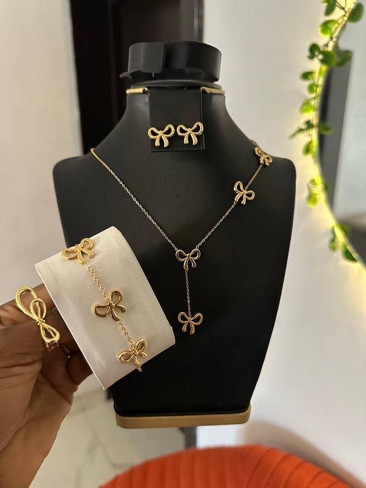 Complet de bijoux pour femmes